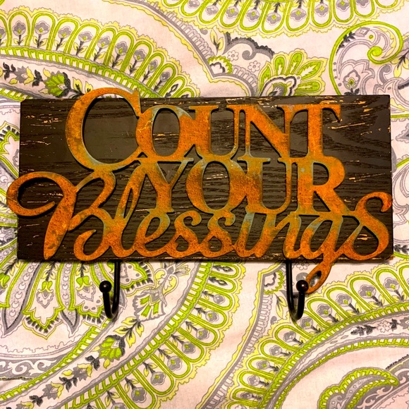 Count your blessings Key Hanger - Picture 1 of 2